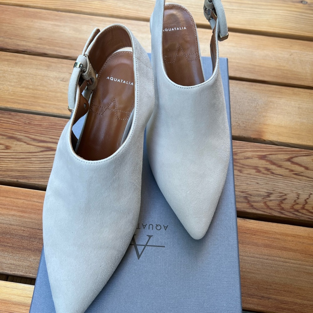 Aquatalia Mandy dress suede heel